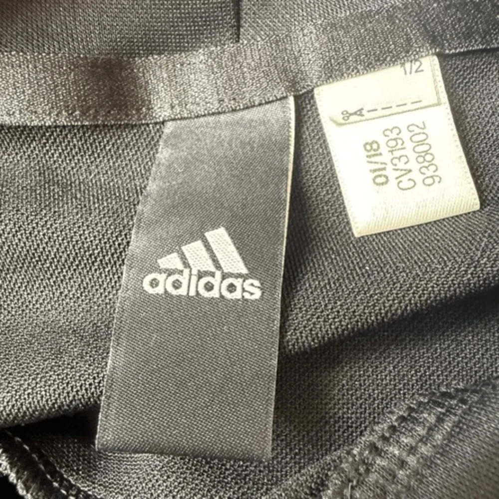 Adidas Mens Black Sleeveless Pullover Hoodie Training Vest CV3193 Size M‎